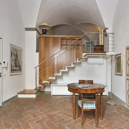 Apartment Historic Loft In The Heart Of Florence
