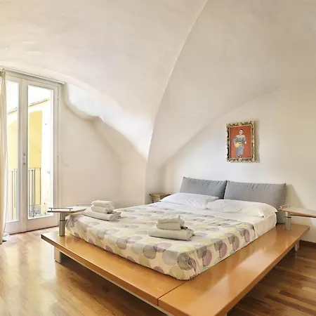 Apartment Historic Loft In The Heart Of