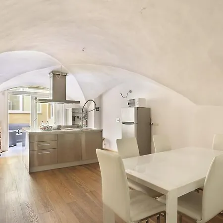Historic Loft In The Heart Of Florence