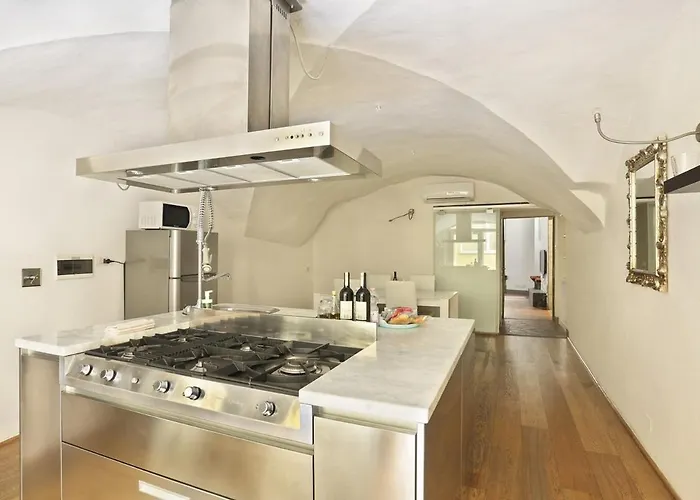 Διαμέρισμα Historic Loft In The Heart Of