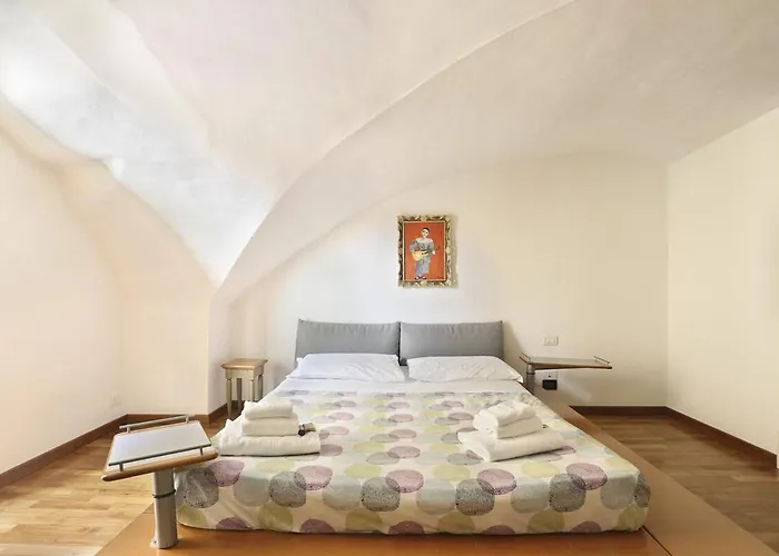Historic Loft In The Heart Of Διαμέρισμα *