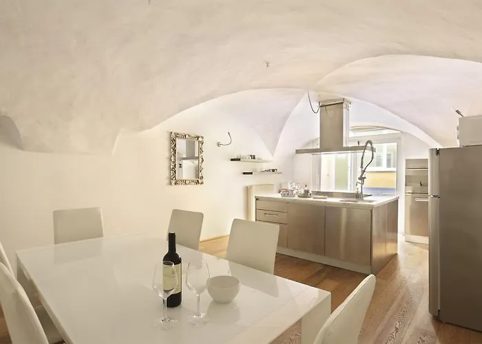 Historic Loft In The Heart Of *