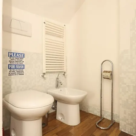 Historic Loft In The Heart Of Апартаменты *